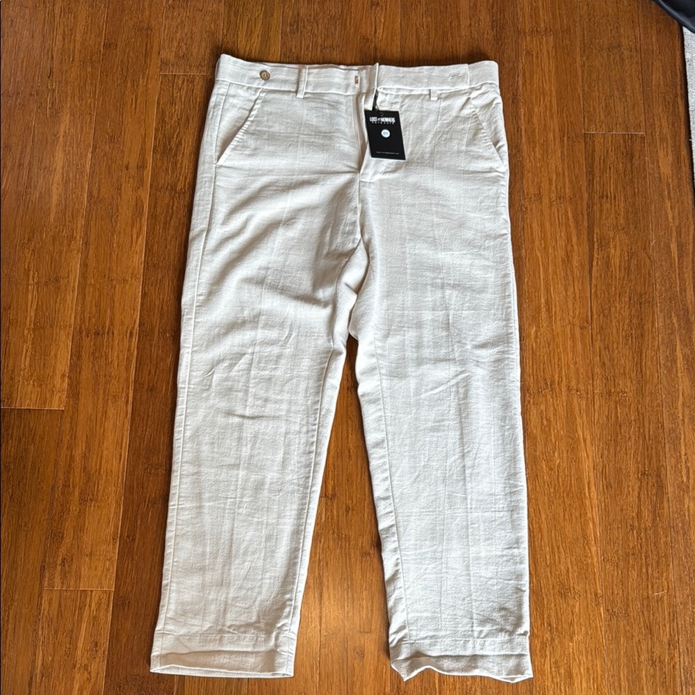 NWT Beige Linen Pants from Lost in Nowhere - Picture 7 of 7